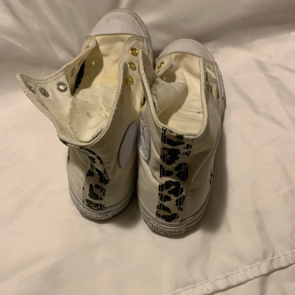 Kids Converse size 3 - Picture 2 of 3